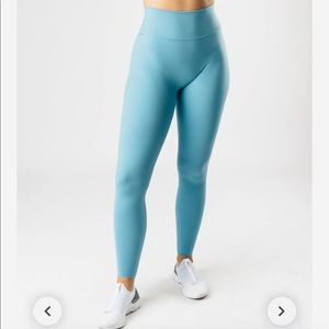 Alphalete alphalux essential leggings